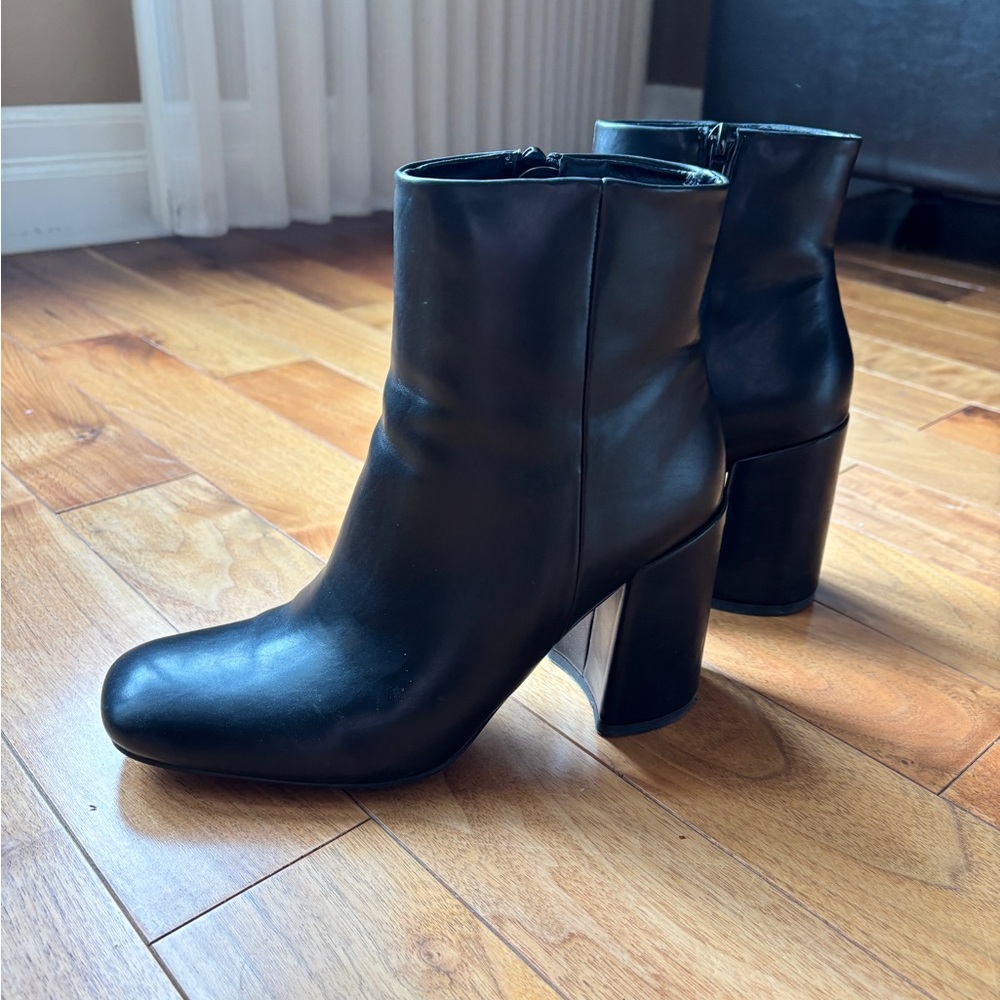 Steve Madden Boots